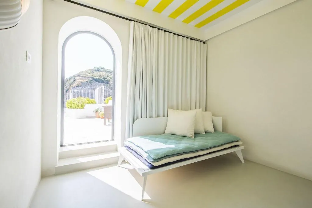 Room, Miramare Sea Resort and Spa, Naples