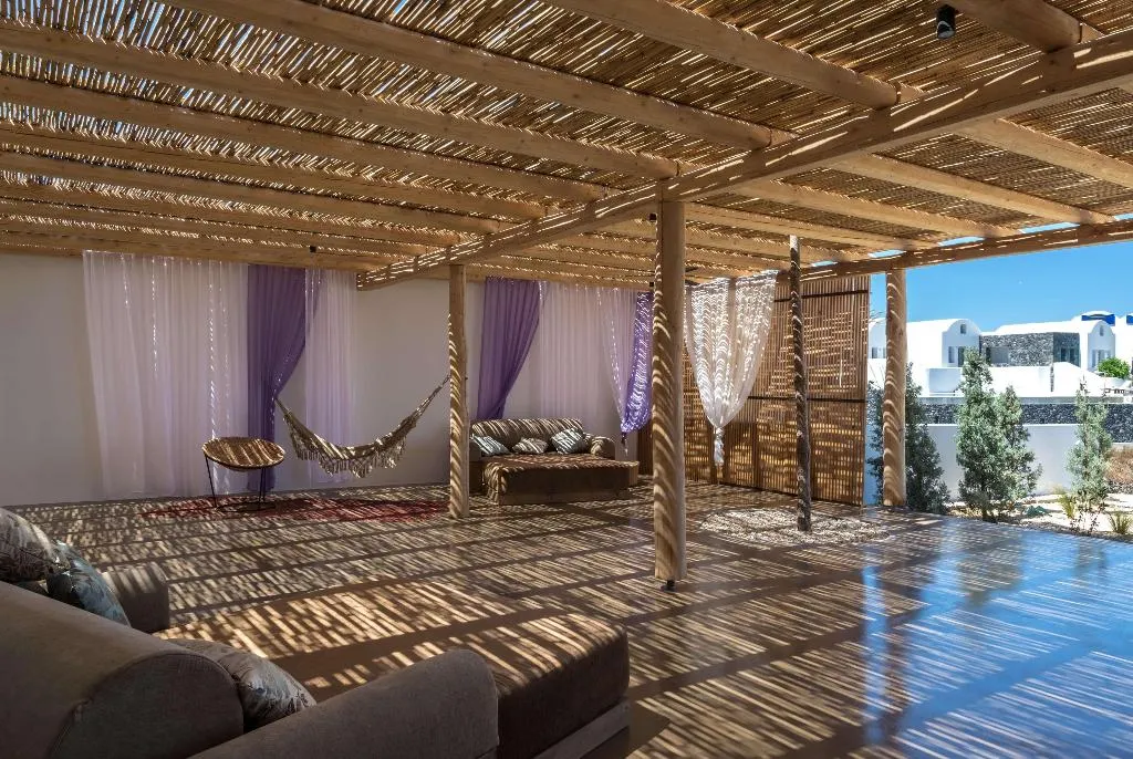 Sports and Entertainment, Andronis Arcadia, Santorini