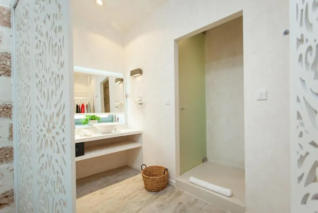 Room, Chania Inn, Crete