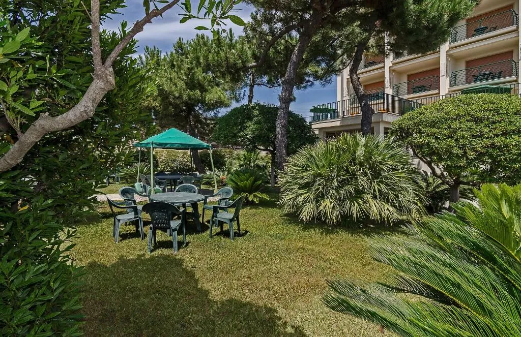 Terrace, Hotel Paris, Florence