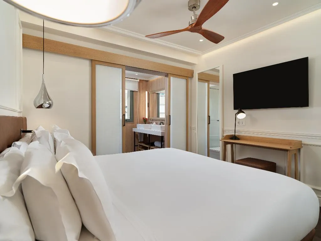 DOUBLE SUPERIOR Room, H10 Universitat, Barcelona