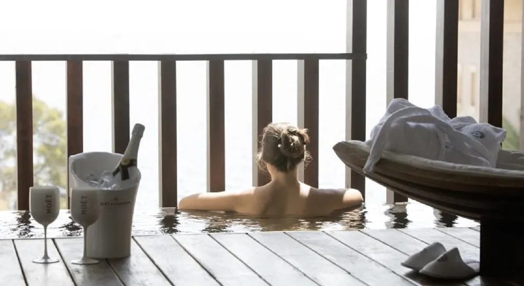 Double or Twin POOL VIEW Room, Hospes Maricel & Spa, Majorca