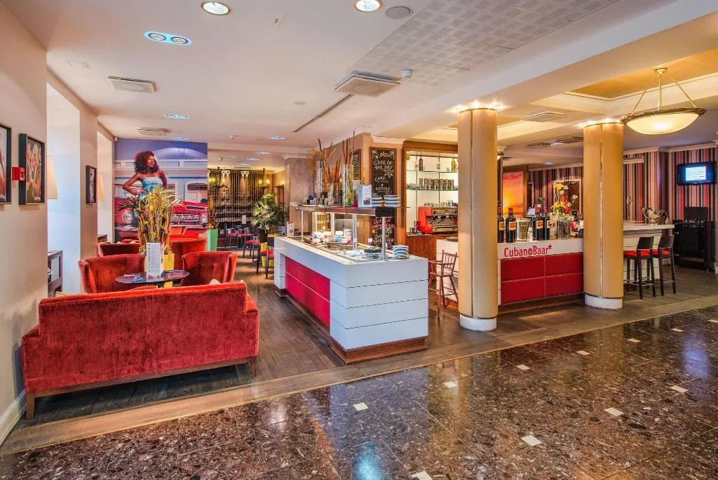 Bar, Park Inn by Radisson Meriton Conference&Spa Hotel, Tallinn