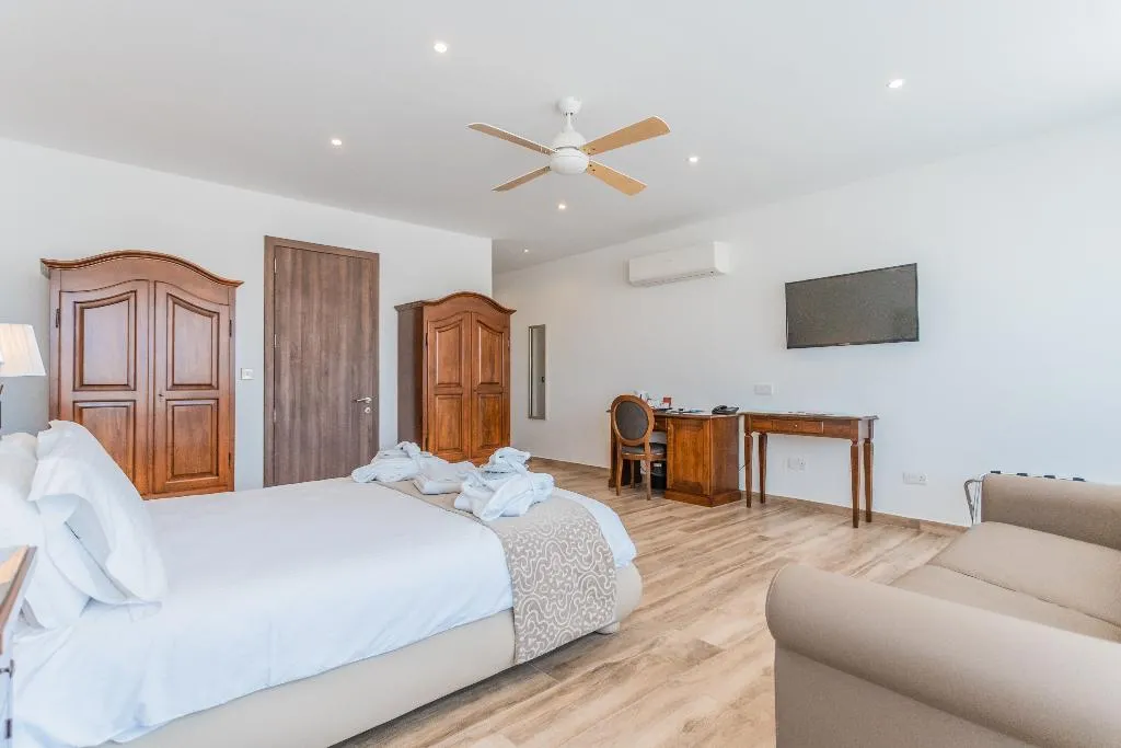 SUITE EXECUTIVE Room, Palazzo Violetta, Malta
