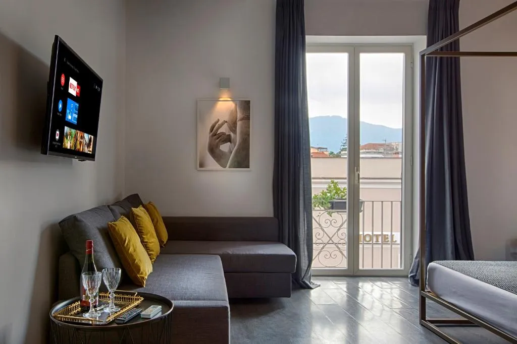 QUADRUPLE DELUXE Room, Casa Pacifico Pompei, Naples