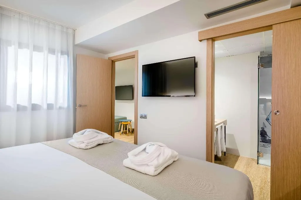 FAMILY ROOM STANDARD Room, Occidental Alicante, Costa Blanca