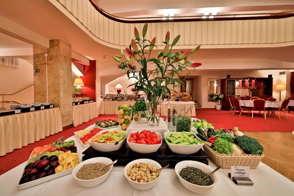 Restaurant, Belvedere Hotel Prague, Prague