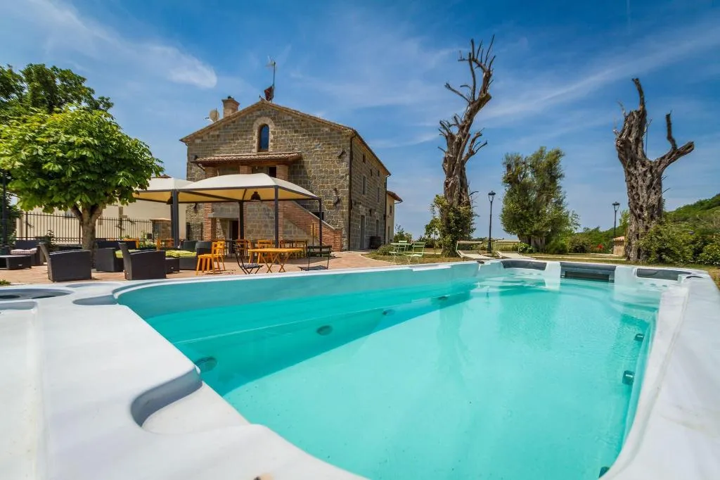 Sports and Entertainment, Tenuta Borgo Santa Cecilia, Umbria