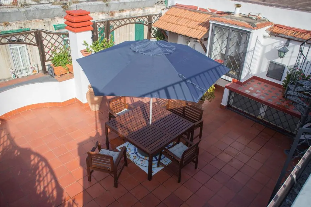 Terrace, Bed Boutique Napoli Colors, Naples
