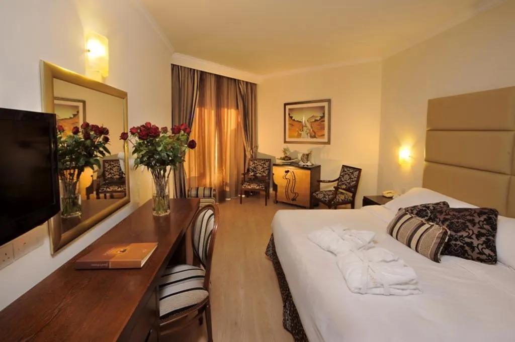 SUITE EXECUTIVE Room, Elias Beach Hotel, Cyprus
