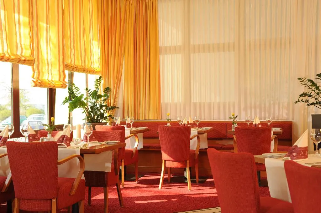 Restaurant, Amber Econtel Berlin Charlottenburg, Berlin