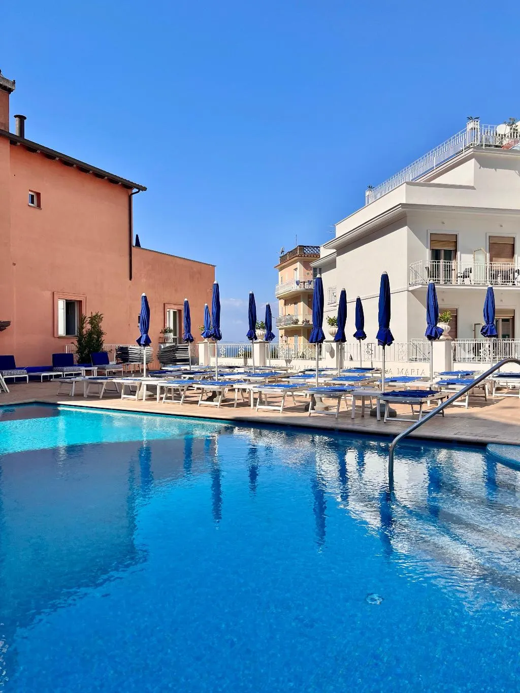 Pool, Villa Maria, Naples