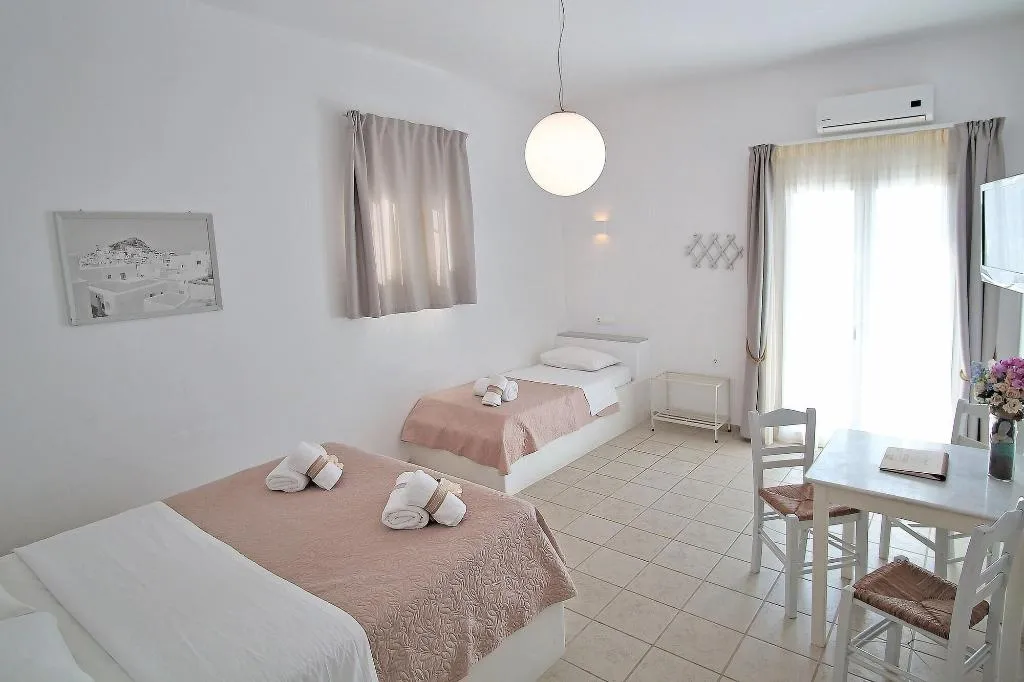 Room, Kritikakis Village Apartments, Santorini