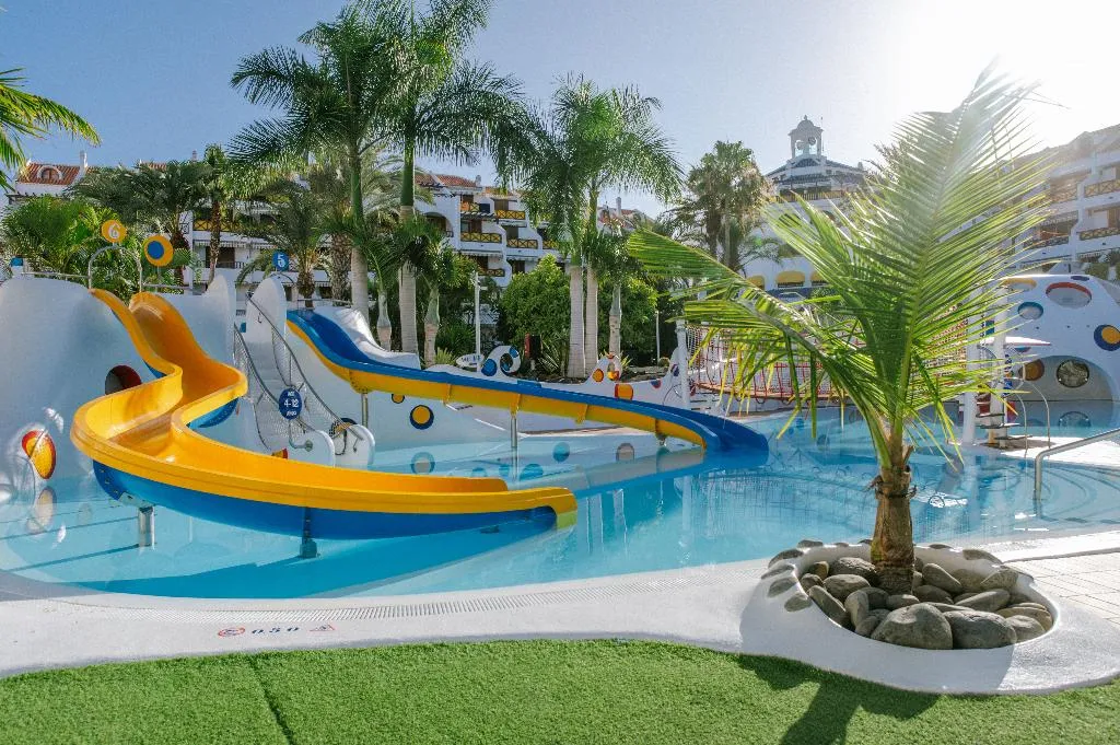 Pool, Parque Santiago III, Tenerife