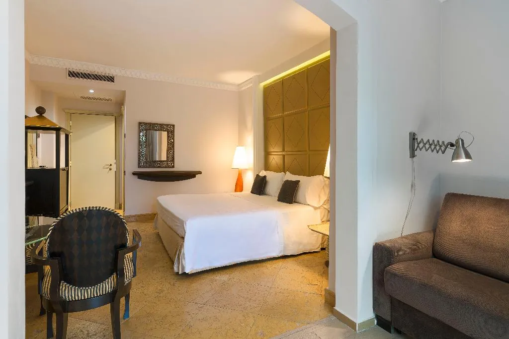 Double or Twin CLASSIC Room, Romano Palace, Catania