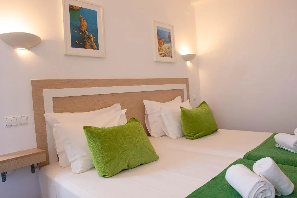 TWIN CLASSIC Room, Albufeira Beach Hotel, Algarve
