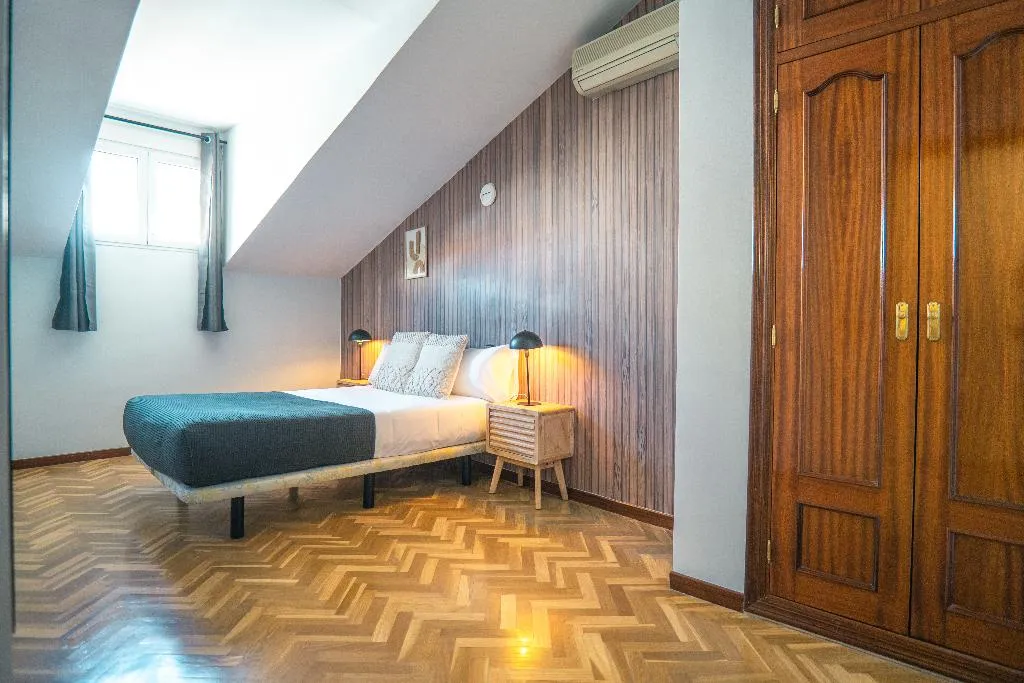 APARTMENT TWO BEDROOMS ONE BATHROOM Room, Smartr Chueca, Madrid