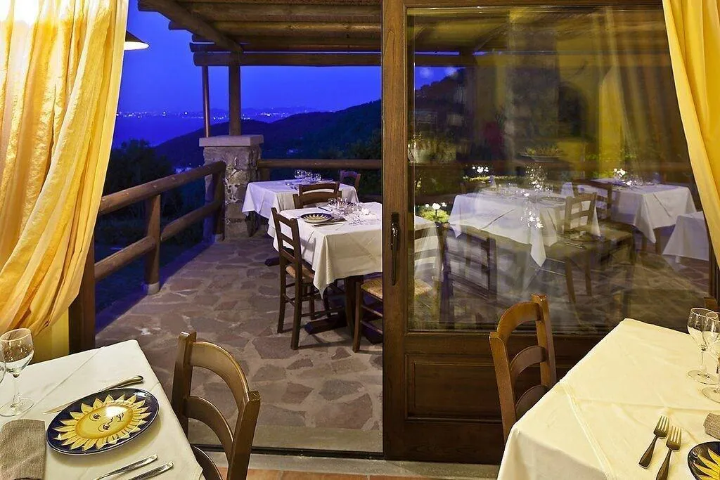 Restaurant, Agriturismo Pera Di Basso, Naples