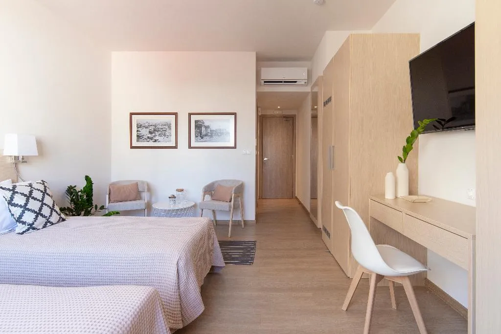Double or Twin SUPERIOR Room, Gallery Suites &  Residences Piraeus, Athens