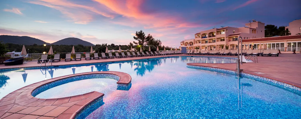 Pool, Invisa Hotel Club Cala Blanca, Ibiza
