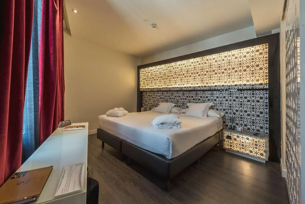 Room, Vincci Via 66, Madrid