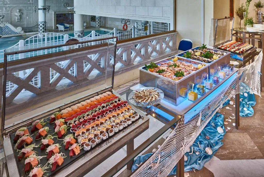 Restaurant, Rome Cavalieri, A Waldorf Astoria Hotel, Rome