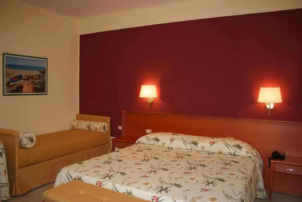 DOUBLE STANDARD Room, Hotel d'Orleans, Palermo
