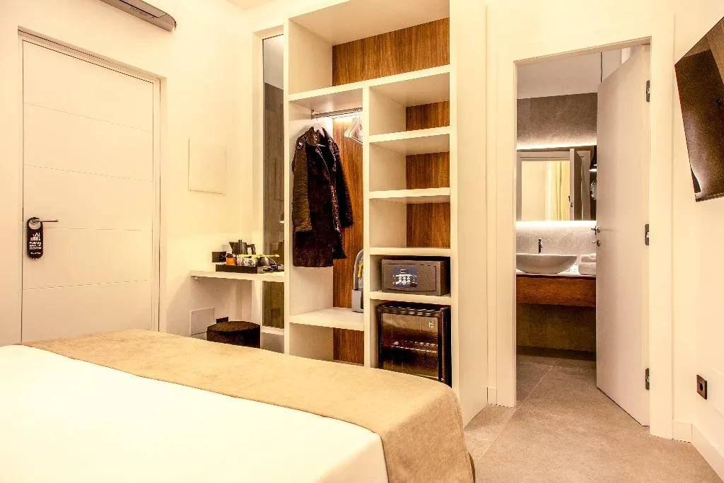 DOUBLE ONE BED Room, Mamalu - Corso Umberto 35, Naples