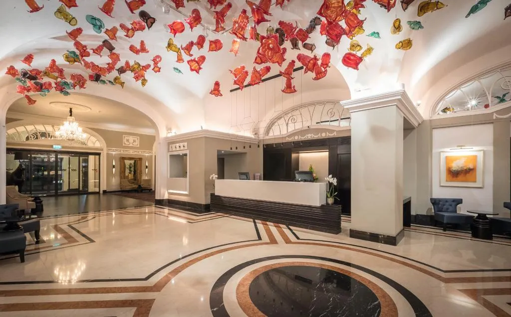 Lobby, Hotel Riu Plaza The Gresham Dublin, Dublin