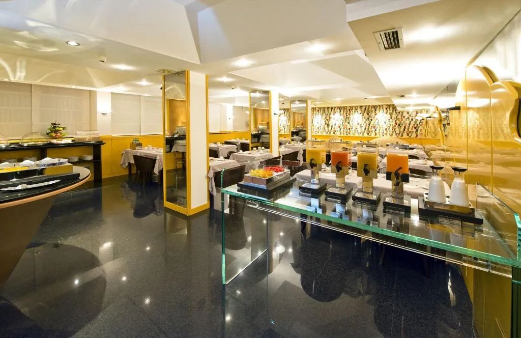 Restaurant, D'Este, Milan