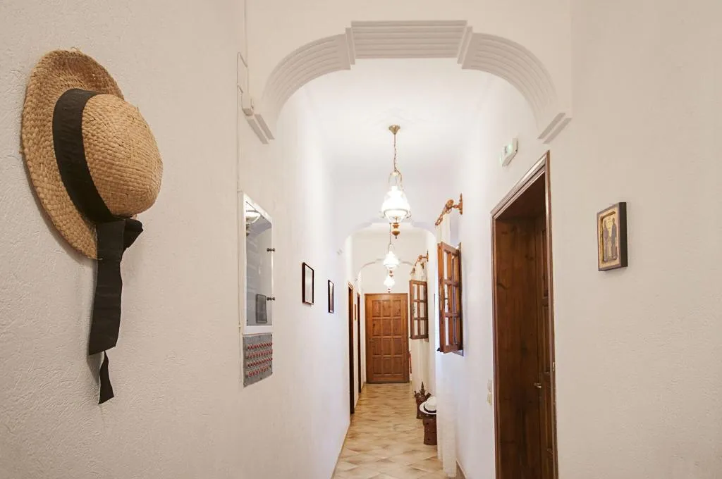 Lobby, Santa Elena, Santorini