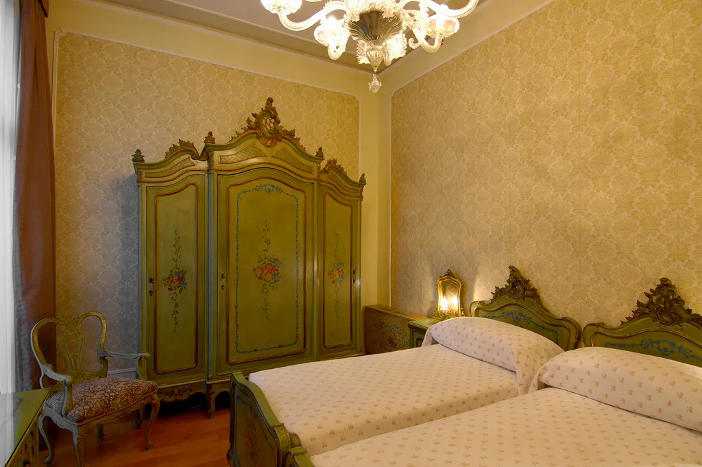 DOUBLE SINGLE USE STANDARD Room, Saturnia & International, Venice
