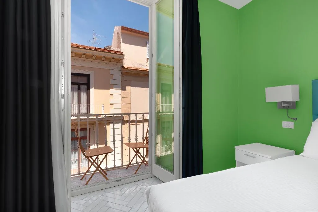 Double or Twin DELUXE CITY VIEW Room, Palazzo Tasso, Naples