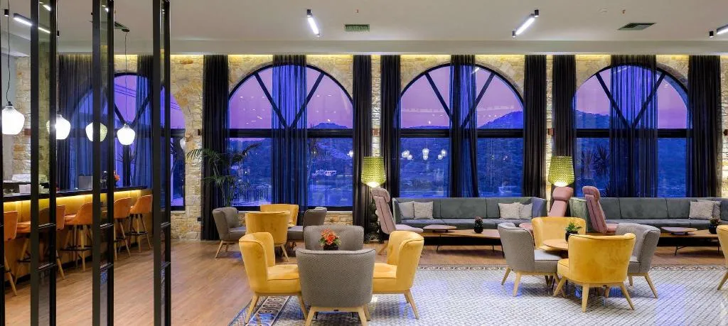 Lobby, Dolce Attica Riviera, Athens