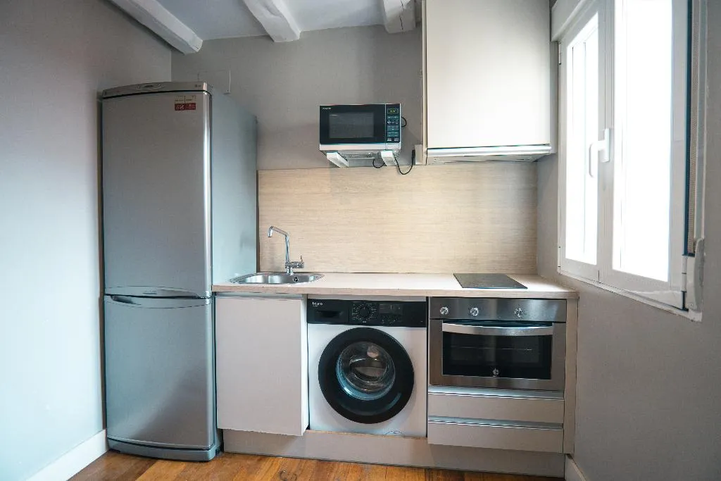 APARTMENT TWO DOUBLE BEDS Room, Smartr Madrid Atocha, Madrid