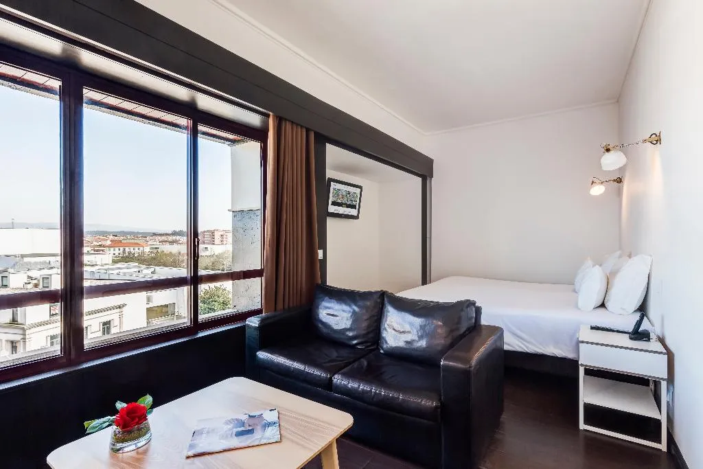 FAMILY ROOM KING SIZE BED Room, Aqua Hotel Ovar, Porto