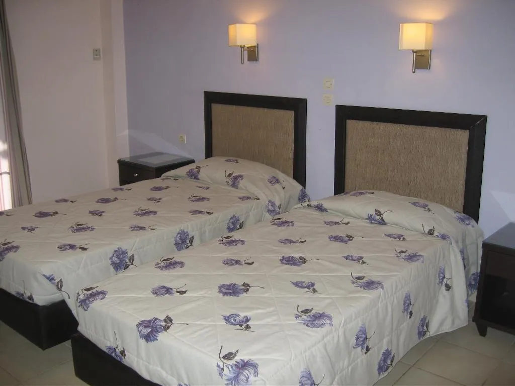 Room, Oscar, Zante