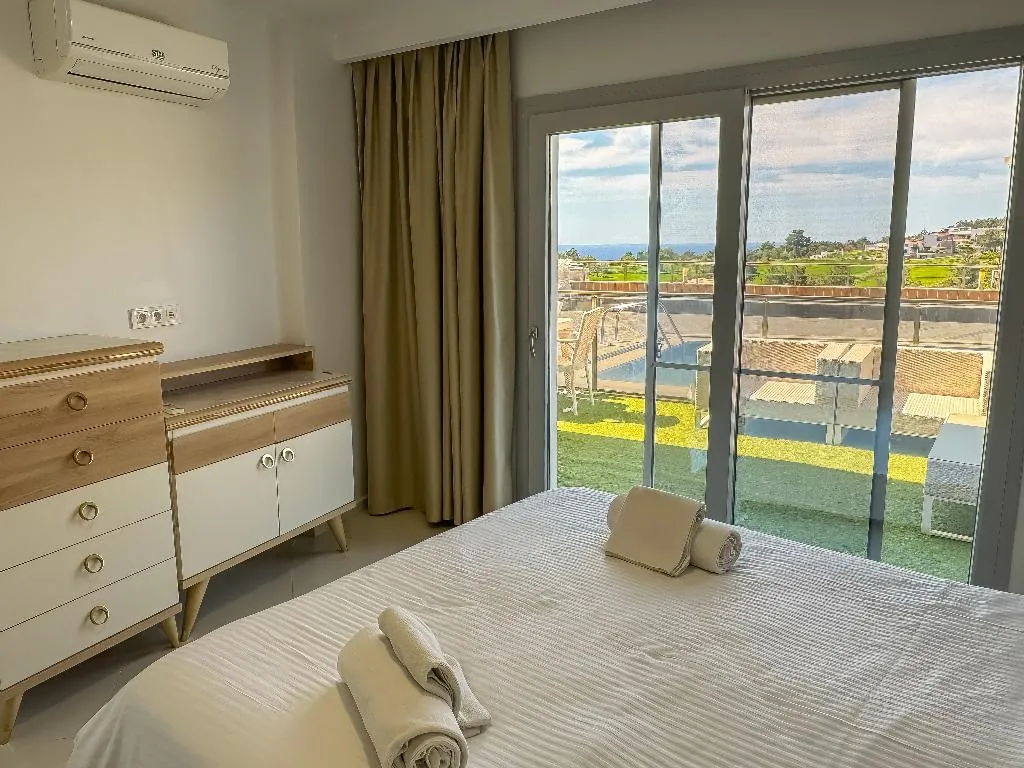APARTMENT TWO BEDROOMS TWO BATHROOMS Room, Lavender Residence, Izmir