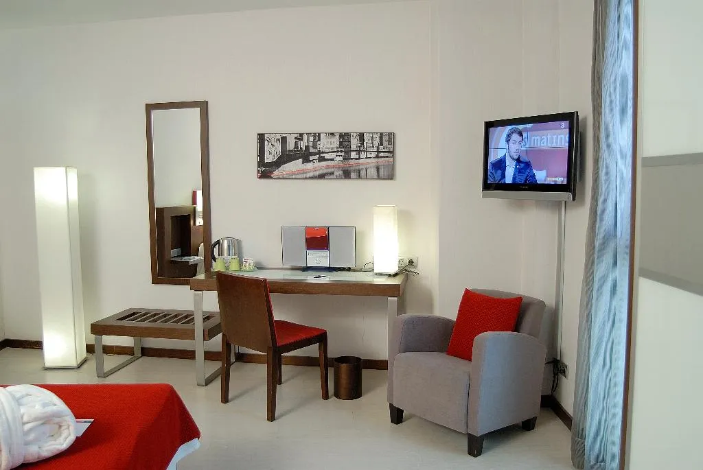 DOUBLE SINGLE USE STANDARD Room, Ciutat de Girona, Costa Brava