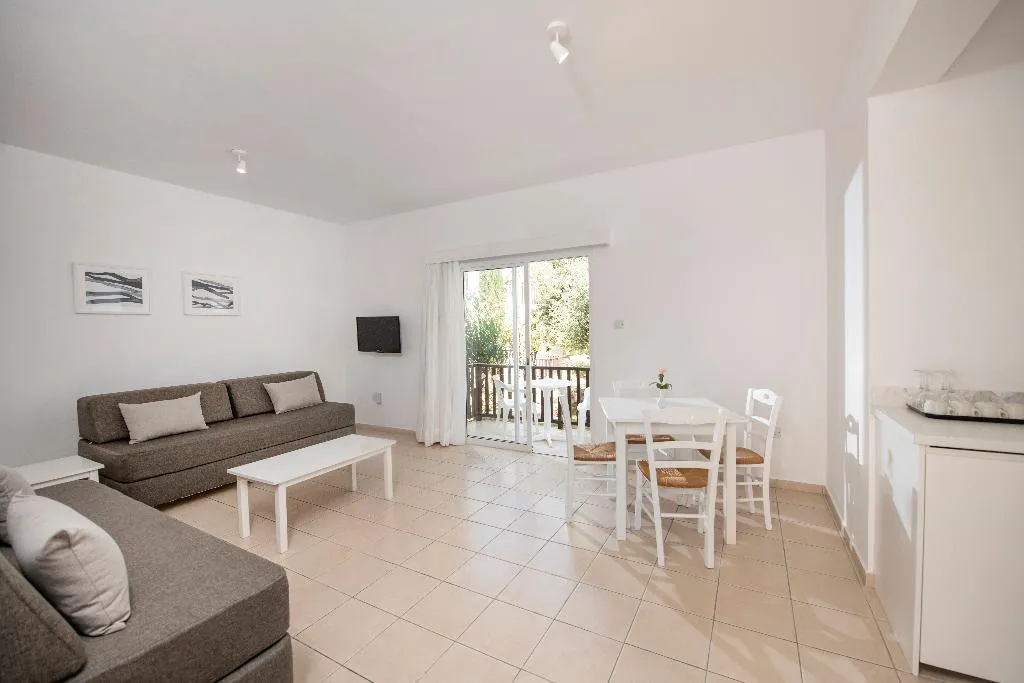 APARTMENT ONE BEDROOM Room, Akti Beach Hotel & Village Resort, Cyprus