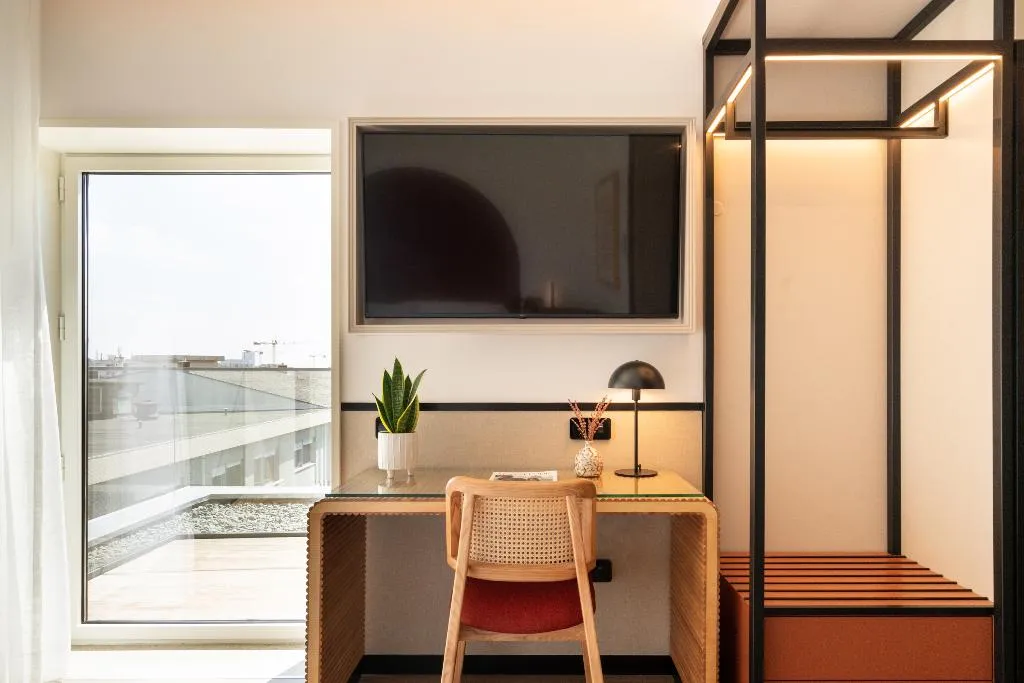 DOUBLE SUPERIOR WITH TERRACE Room, The Editory Garden Baixa Porto Hotel, Porto