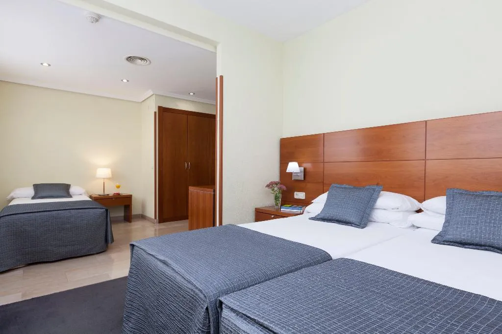 TRIPLE STANDARD Room, Porcel Torre Garden, Madrid