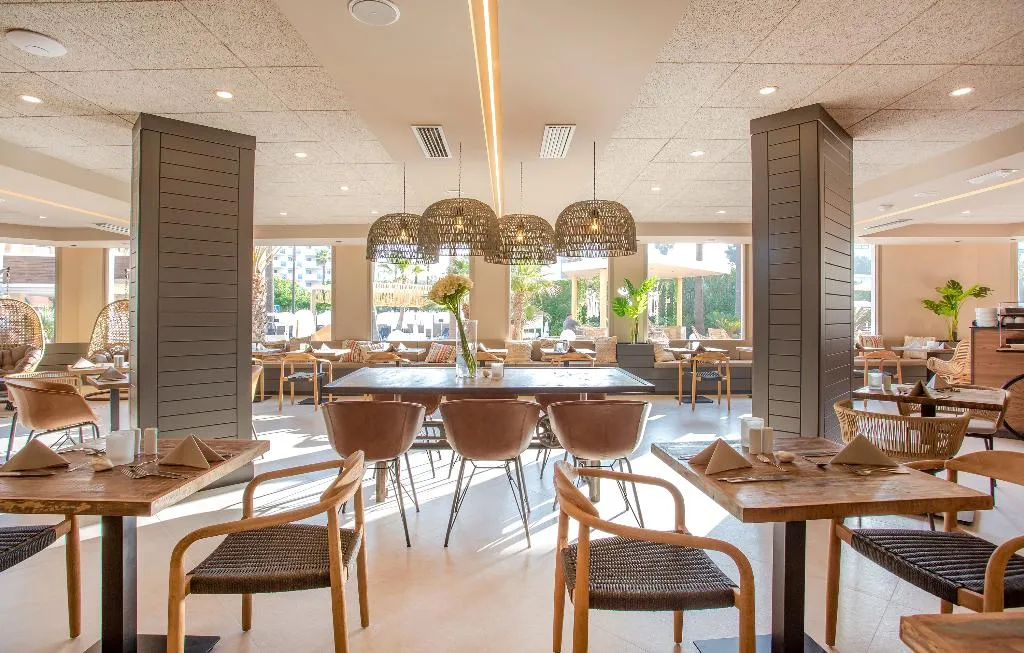Restaurant, Marins Beach Club, Majorca