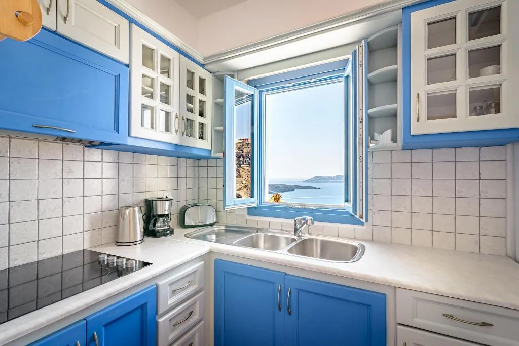 Room, Golden Grey Goose, Santorini