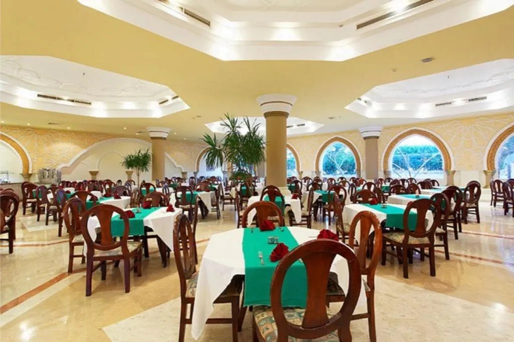 Restaurant, Pensee Royal Garden, Red Sea Riviera