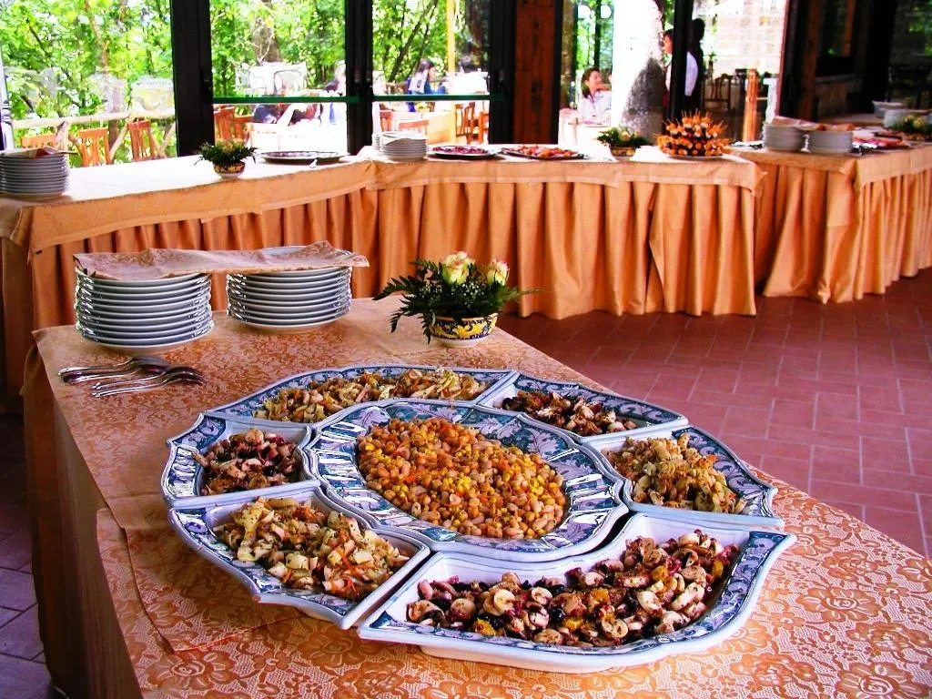 Restaurant, Castello Cortevecchio, Umbria