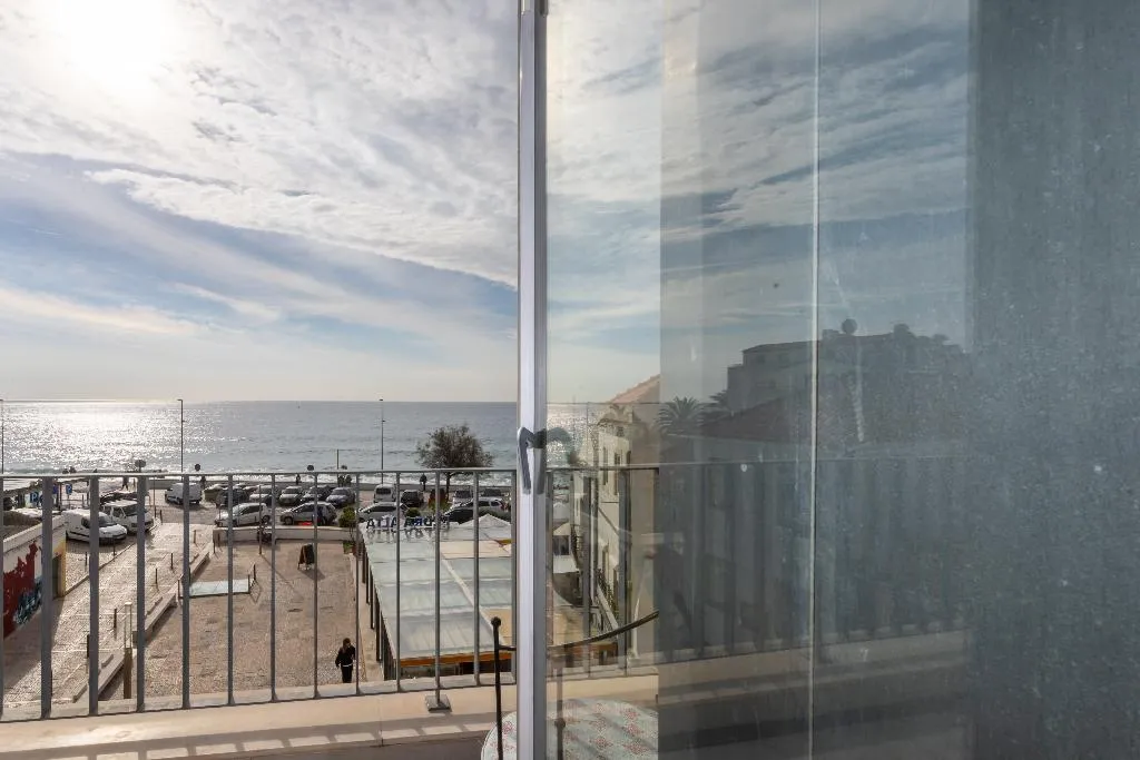 Double or Twin SUPERIOR WITH BALCONY Room, Casa Da Praça, Lisbon