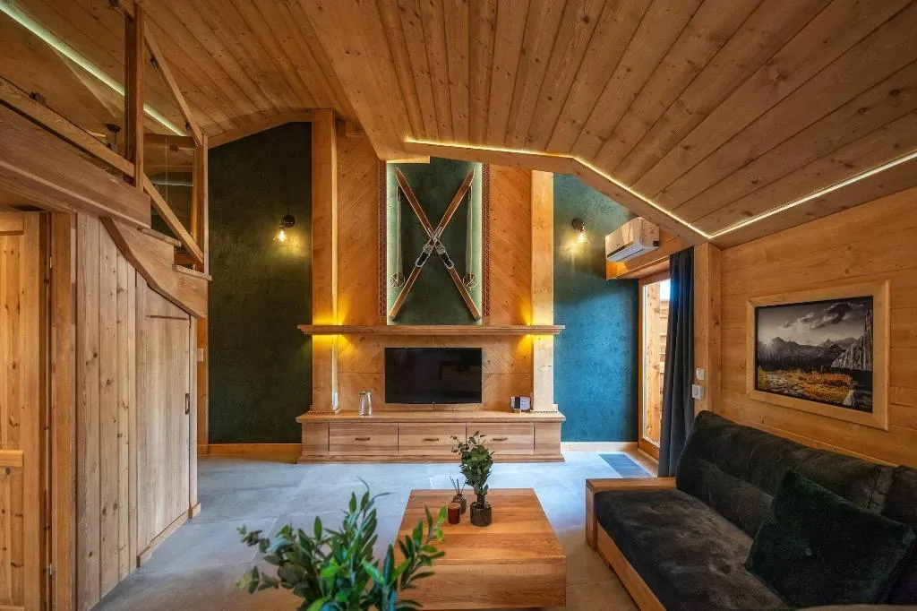 Room, ApartHotel Giewont, Krakow