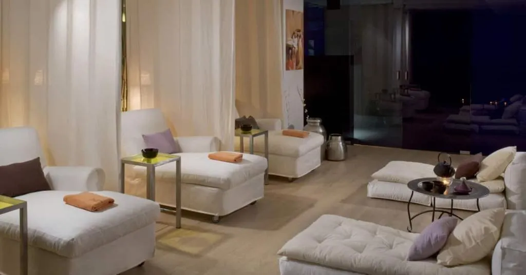 Sports and Entertainment, Melia Barcelona Sky, Barcelona