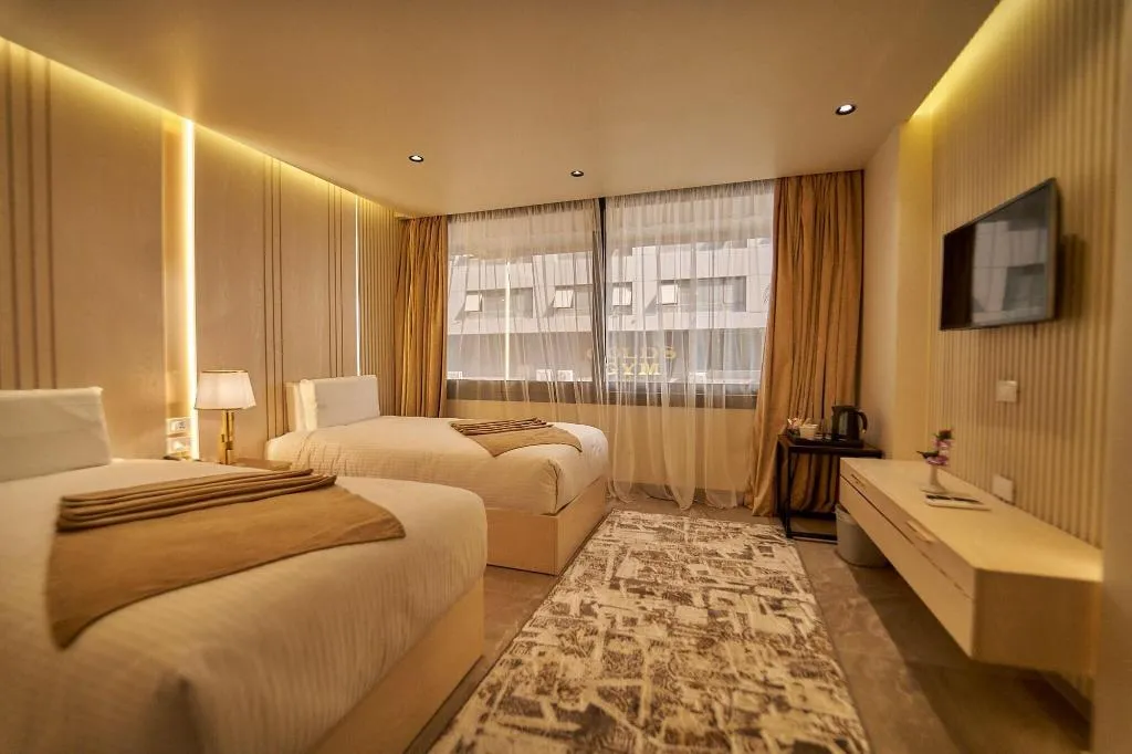 Room, Gold's Pyramids Hotel, Cairo